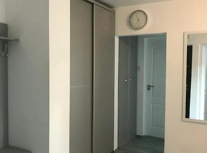 Langa Plaja Diana Mangalia