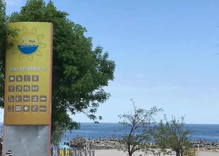 Langa Plaja Diana Apartment