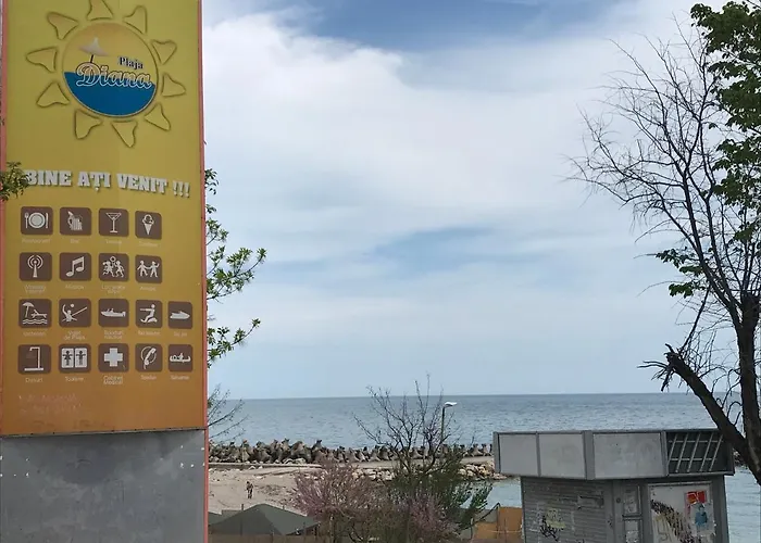 Langa Plaja Diana